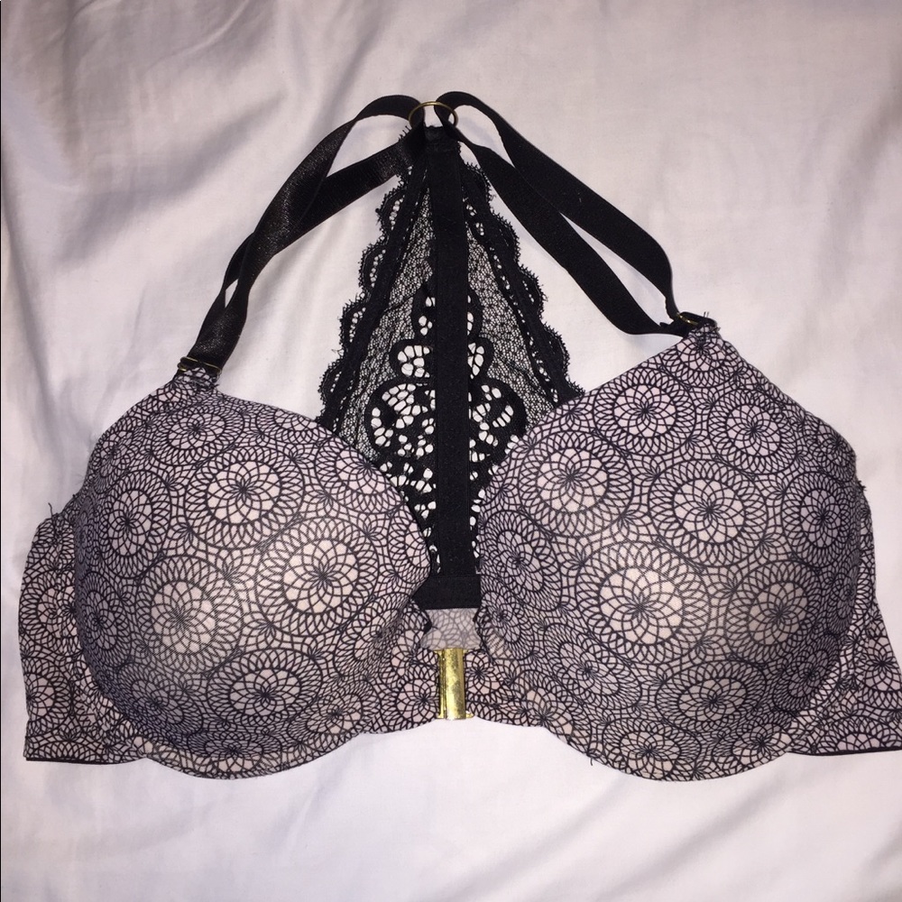 Jessica Simpson Front Clasp Bra bundle